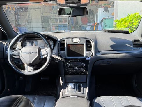 Used 2015 Chrysler 300 S w/ 300S Premium Group image 10