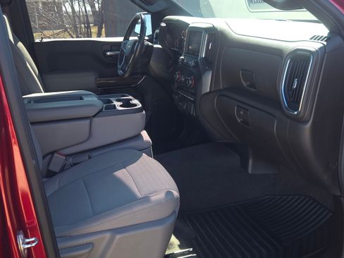 Used 2020 Chevrolet Silverado 1500 LT w/ All-Star Edition image 19