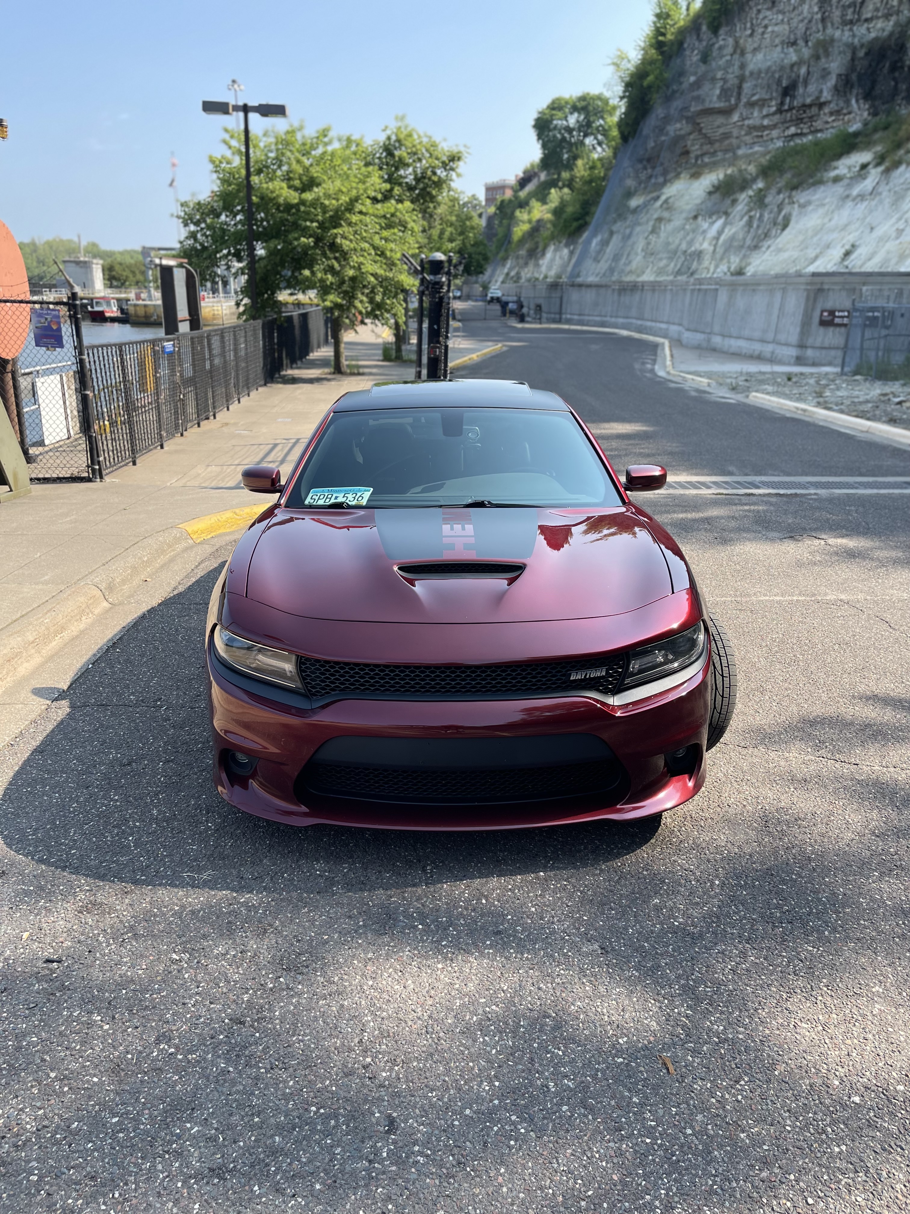 Used 2018 Dodge Charger R/T RWD image 2