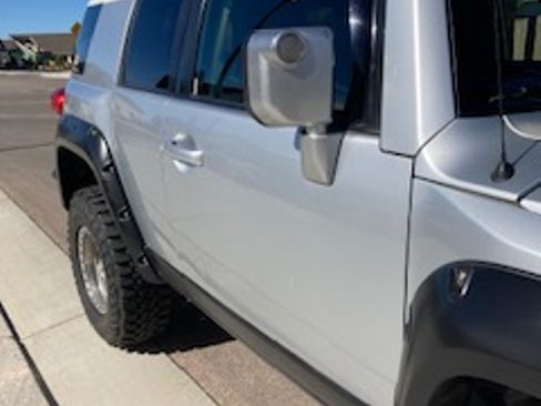 Used 2007 Toyota FJ Cruiser Sport Utility 2D image 8