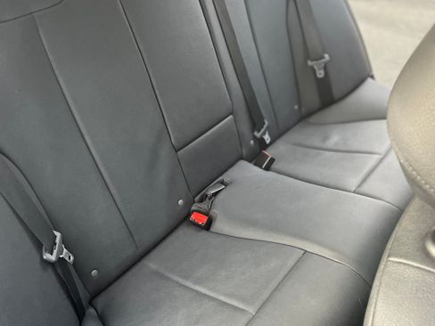 Used 2014 BMW 320i Sedan image 14