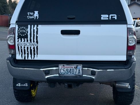 Used 2011 Toyota Tacoma 4x4 Access Cab V6 image 5