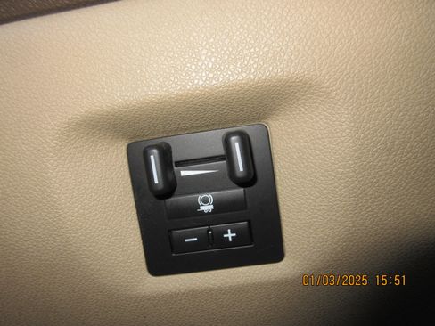 Used 2012 Chevrolet Silverado 1500 LTZ w/ LTZ White Diamond Edition image 28