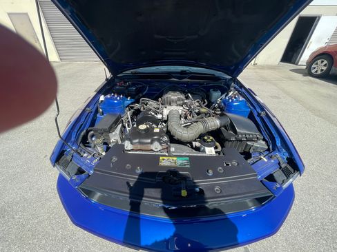 Used 2005 Ford Mustang Premium RWD image 13