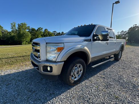 Used 2012 Ford F250 King Ranch w/ King Ranch w/Chrome Pkg AWD/4WD image 2