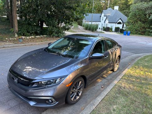 Used 2020 Honda Civic EX image 6