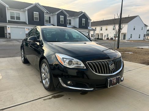 Used 2017 Buick Regal Premium w/ Driver Confidence Package #1 image 6