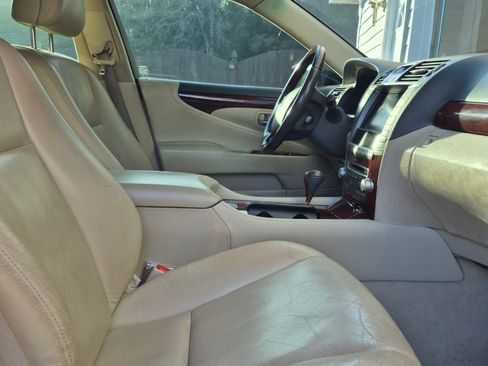 Used 2010 Lexus LS 460 460 Sedan 4D image 8