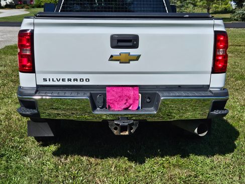 Used 2016 Chevrolet Silverado 3500 W/T w/ WT Convenience Package image 4