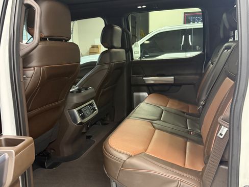 Used 2025 Ford F450 King Ranch w/ FX4 Off-Road Package image 14