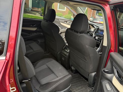 Used 2019 Subaru Ascent Premium image 9