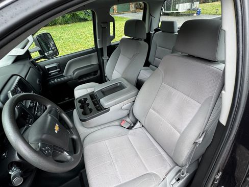 Used 2015 Chevrolet Silverado 1500 W/T w/ Trailering Package image 8