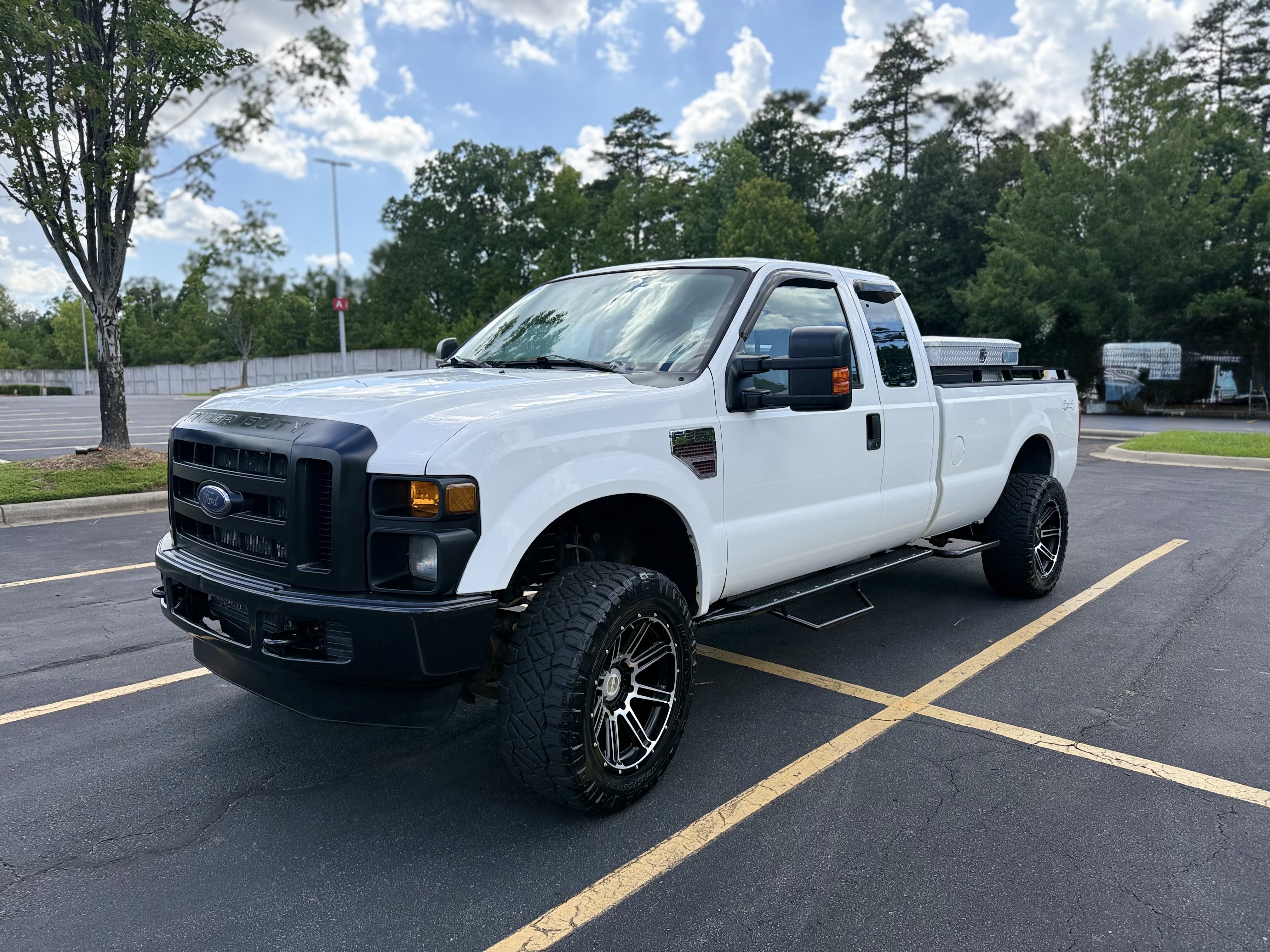 Used 2008 Ford F350 XL AWD/4WD image 2