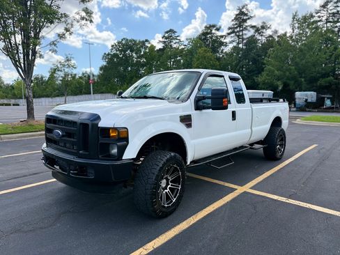 Used 2008 Ford F350 XL AWD/4WD image 2