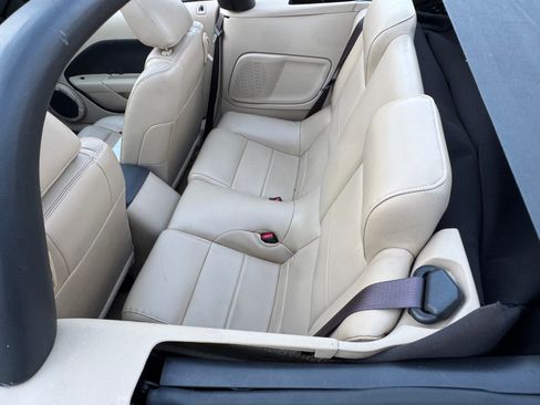 Used 2006 Ford Mustang Premium image 10