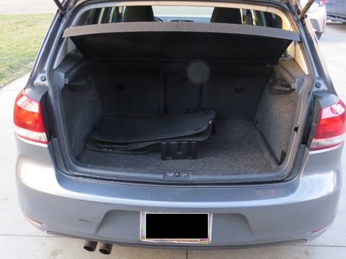 Used 2012 Volkswagen Golf 4-Door image 14