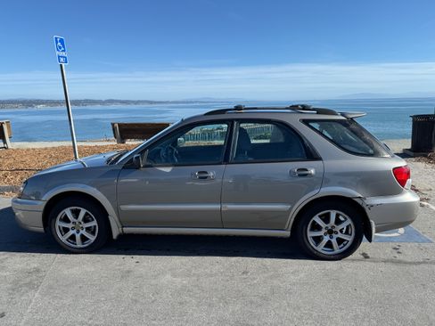 Used 2005 Subaru Impreza Outback Sport image 2