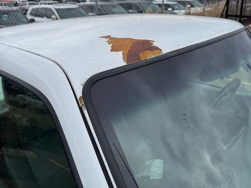 Used 2011 Ford Ranger XL image 12