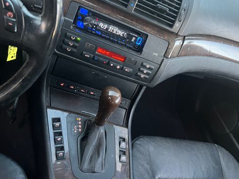 Used 2002 BMW 330Ci Convertible image 12