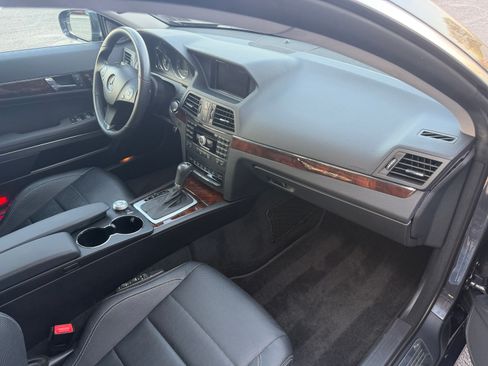 Used 2010 Mercedes-Benz E 350 Coupe image 22