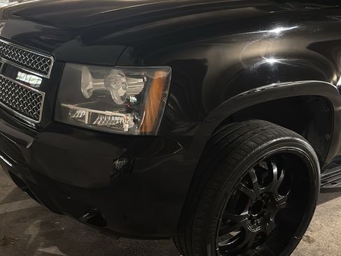 Used 2013 Chevrolet Tahoe LS w/ Texas Edition image 2