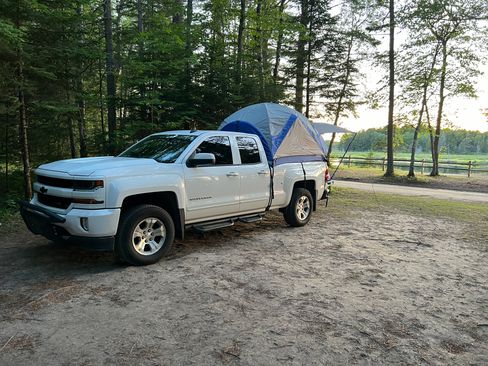 Used 2017 Chevrolet Silverado 1500 LT w/ All Star Edition image 25