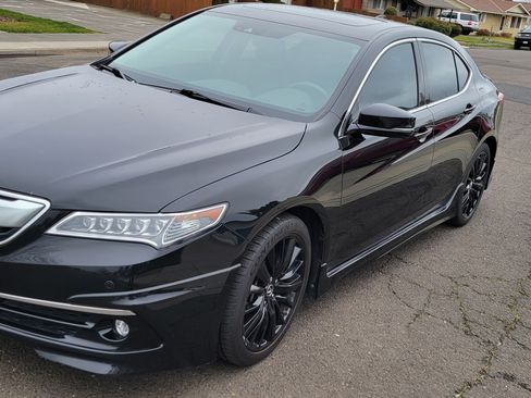 Used 2017 Acura TLX V6 SH-AWD w/ Advance Package image 12