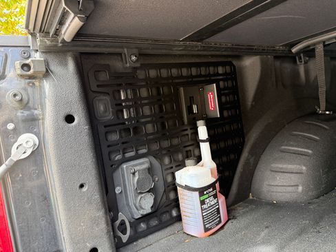 Used 2022 Ford F350 Lariat w/ Black Appearance Package AWD/4WD image 24