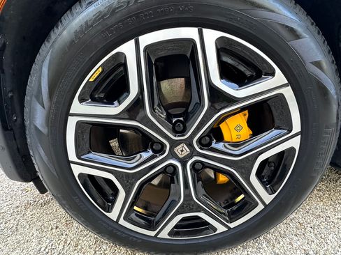 Used 2023 Rivian R1S Adventure image 26