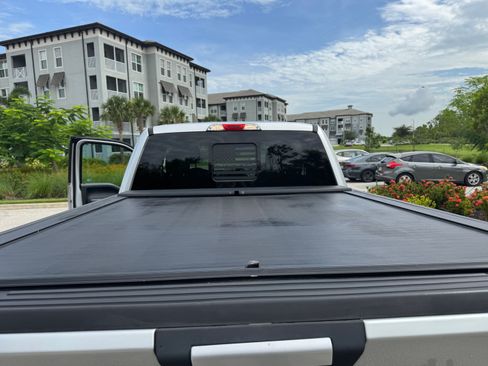 Used 2015 Ford F150 XLT w/ Equipment Group 302A Luxury image 9