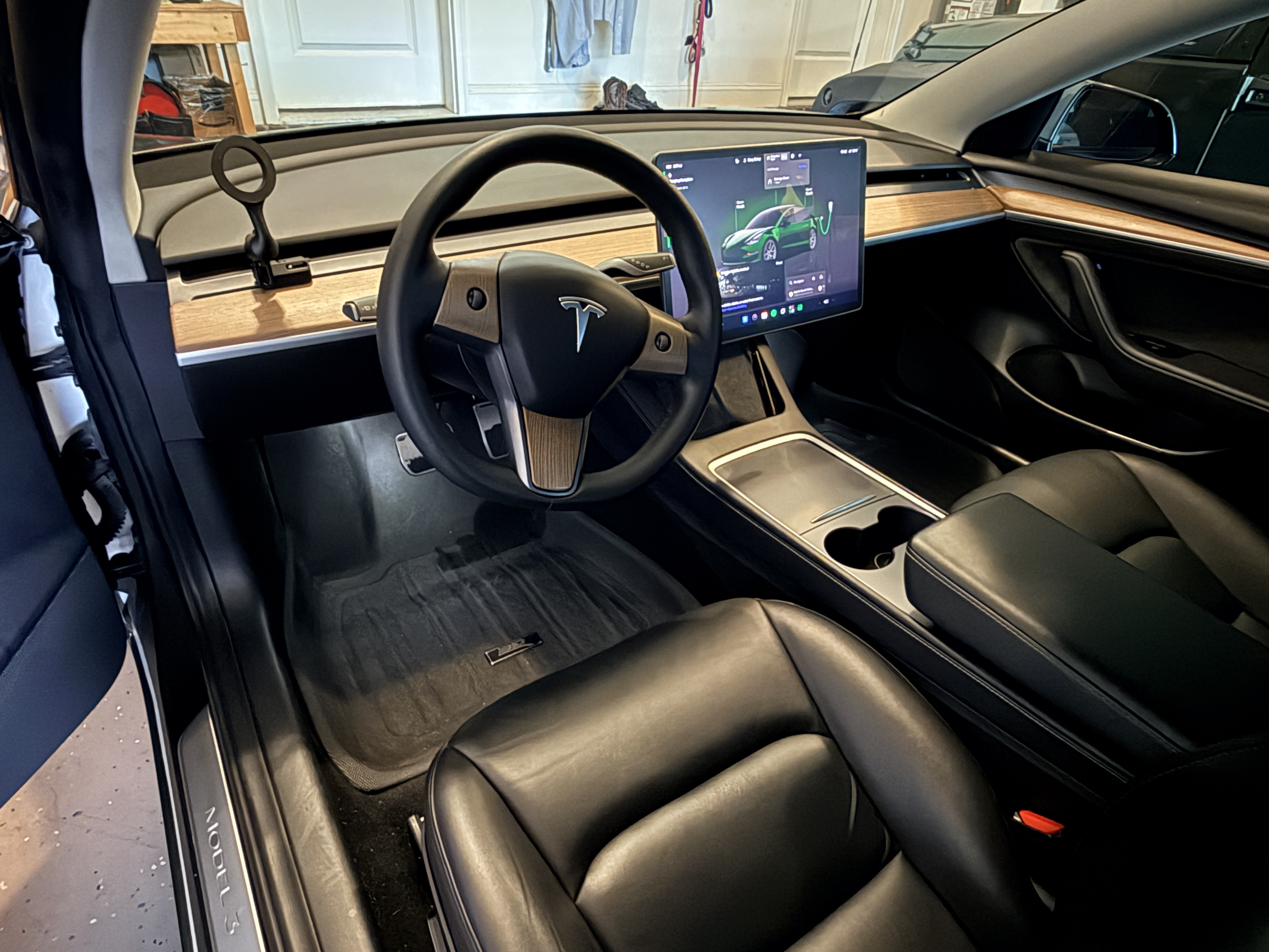 Used 2022 Tesla Model 3 Long Range AWD/4WD image 23