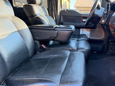 Used 2004 Ford F150 Lariat AWD/4WD image 8