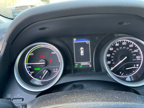 Used 2022 Toyota Camry LE image 1