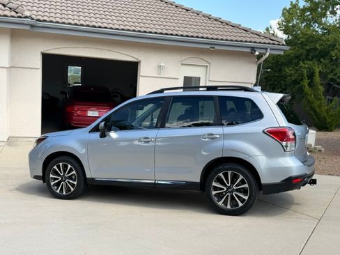 Used 2018 Subaru Forester 2.0XT Touring AWD/4WD image 12