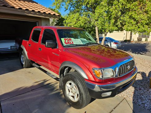 Used 2004 Toyota Tacoma PreRunner image 8