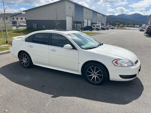 Used 2009 Chevrolet Impala LTZ image 4