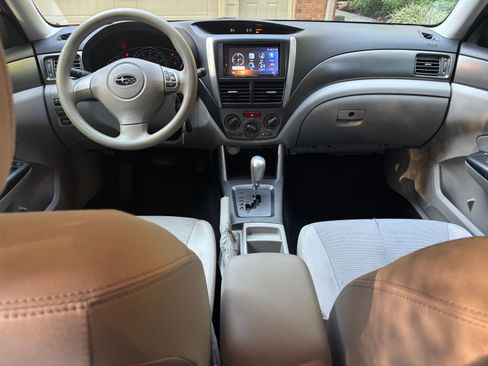 Used 2011 Subaru Forester 2.5X w/ Popular Equipment Group 1A AWD/4WD image 8