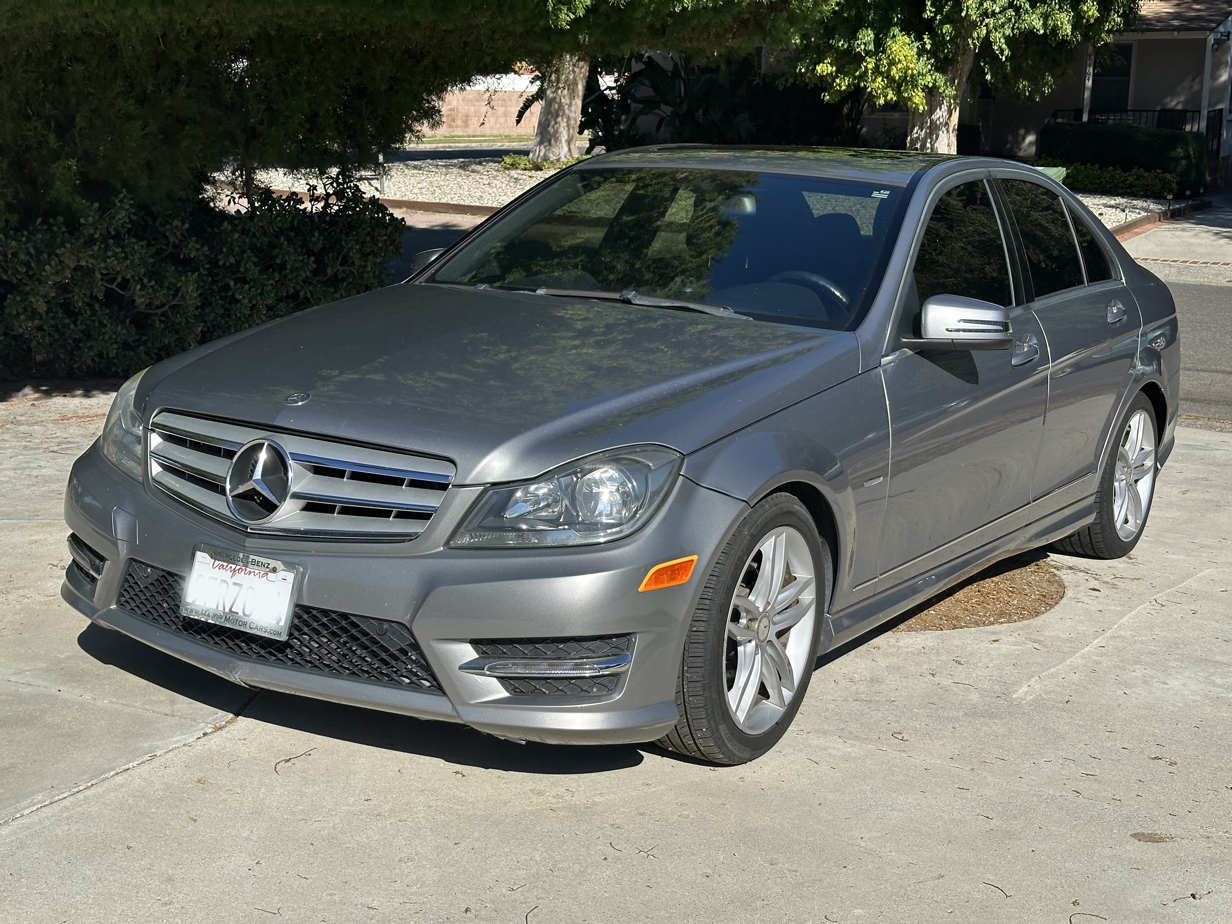 Used 2012 Mercedes-Benz C 250 Sedan image 1