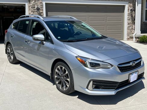 Used 2020 Subaru Impreza 2.0i Limited w/ Popular Package #2 AWD/4WD image 2