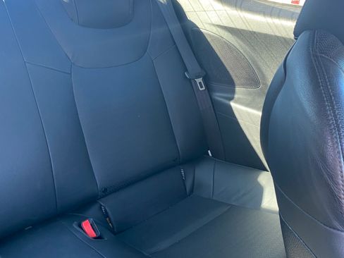 Used 2014 Hyundai Genesis 3.8 image 17