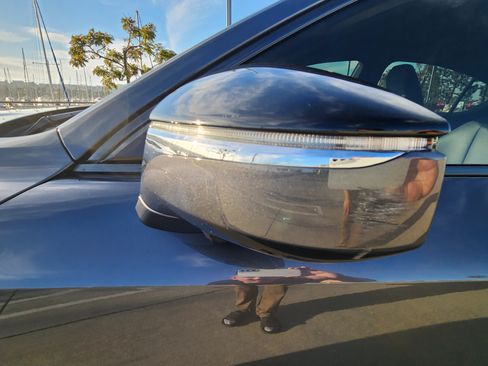 Used 2022 Lexus IS 500 image 8