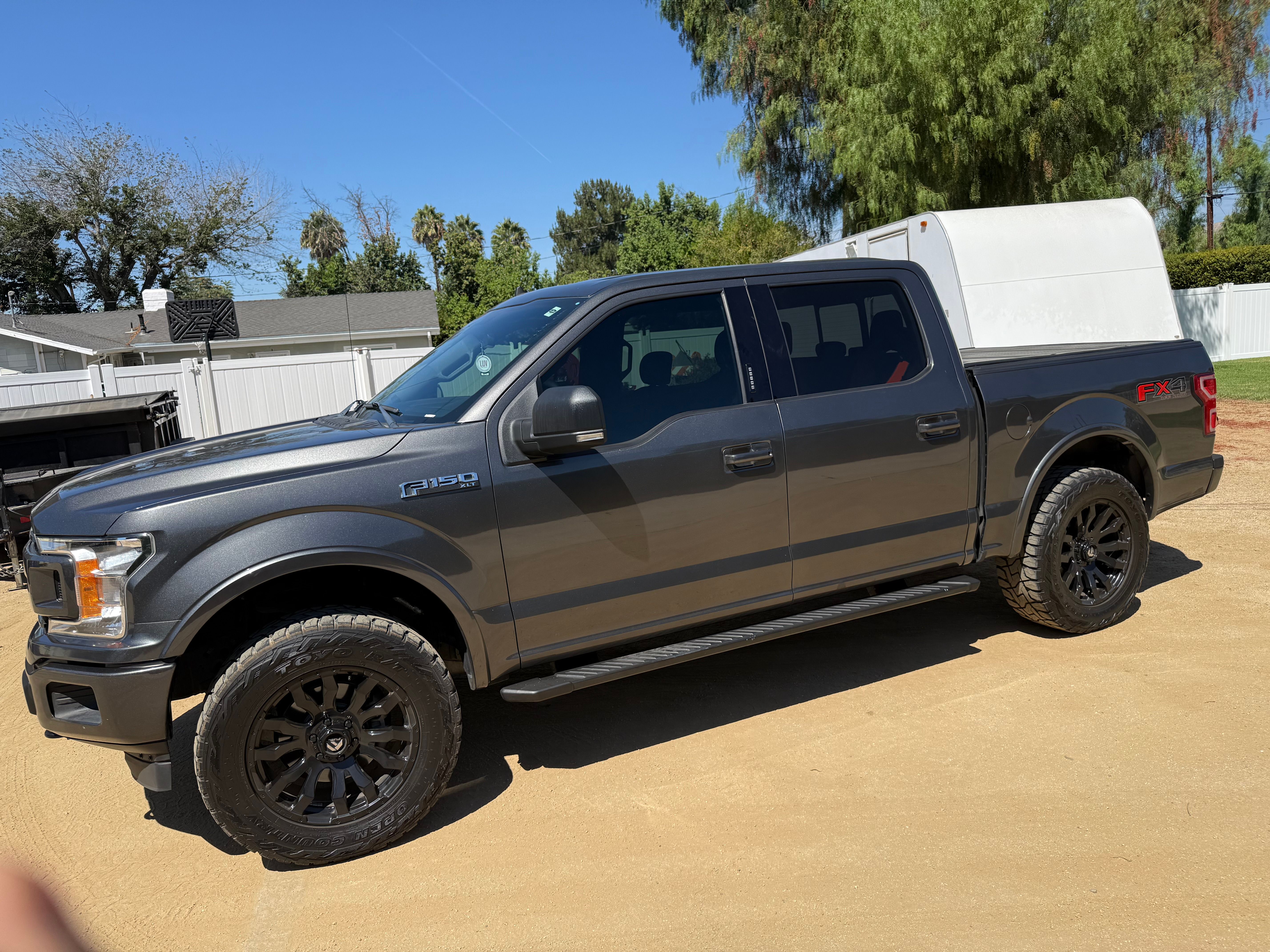 Used 2019 Ford F150 XLT w/ Equipment Group 302A Luxury AWD/4WD image 4