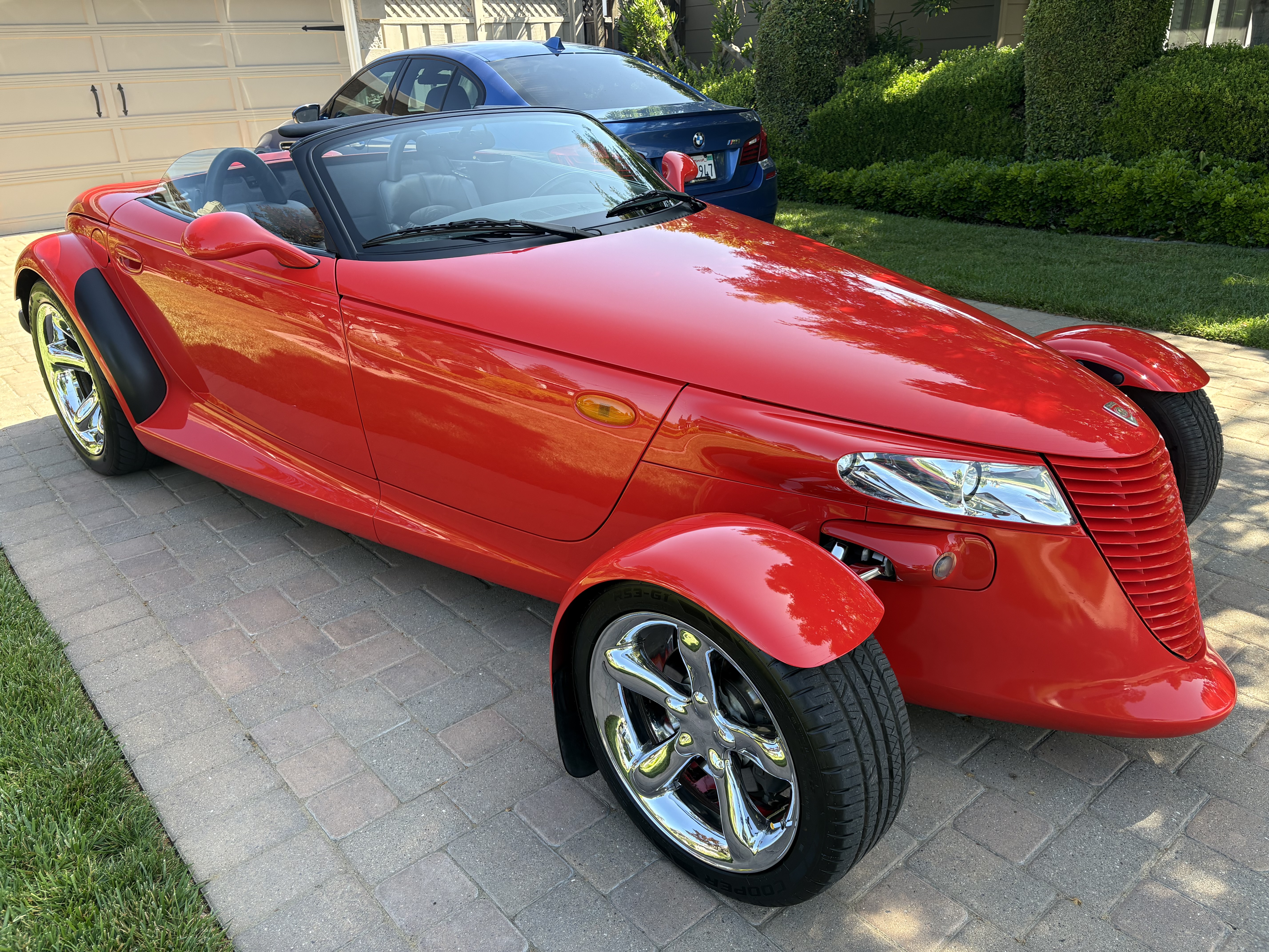 Used 1999 Plymouth Prowler RWD image 11