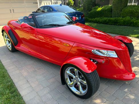 Used 1999 Plymouth Prowler RWD image 10