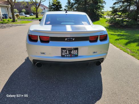 Used 2010 Chevrolet Camaro SS w/ RS Package image 5