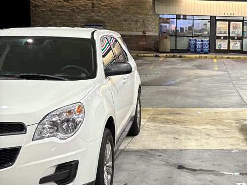 Used 2014 Chevrolet Equinox LS image 12