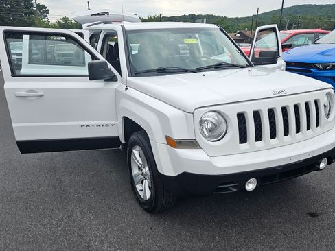Used 2017 Jeep Patriot Latitude image 6