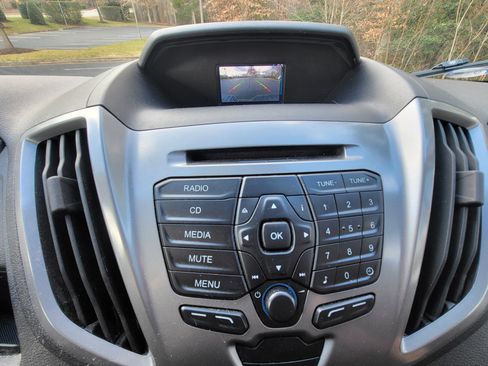 Used 2016 Ford Transit 350 XLT image 18