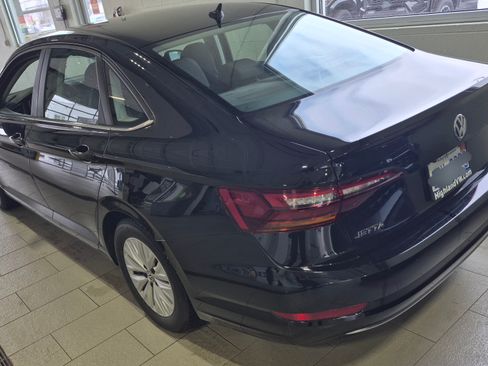 Used 2019 Volkswagen Jetta S image 24