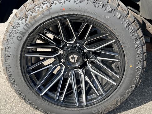 Used 2007 HUMMER H2 Luxury image 10